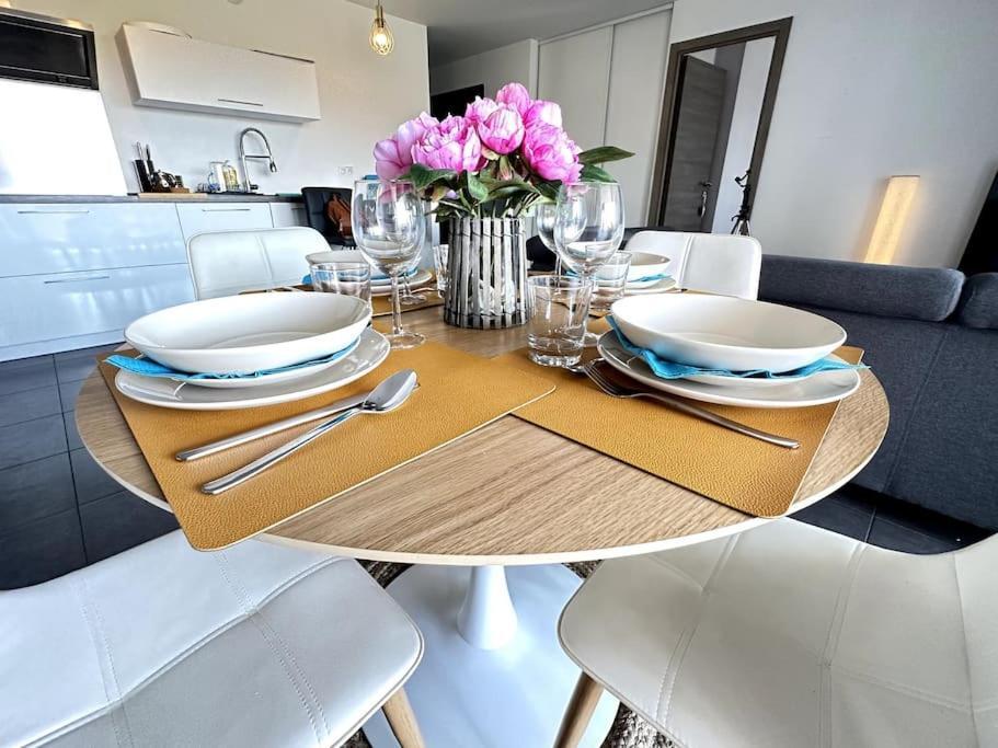 5 Min Des Plages - Appt 2 Chambres A Casa Bella ลูเชียนา ภายนอก รูปภาพ